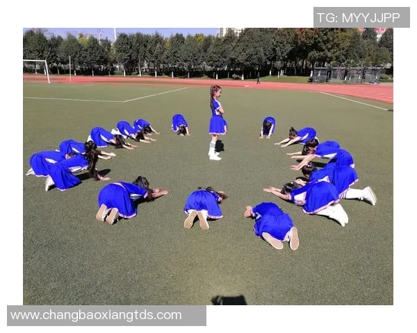 足球明星曹岩的职业生涯与成就全解析 足球明星曹岩的职业生涯与成就全解析