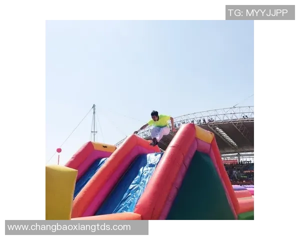 极限运动会点评：武汉街舞队的灵活性表现